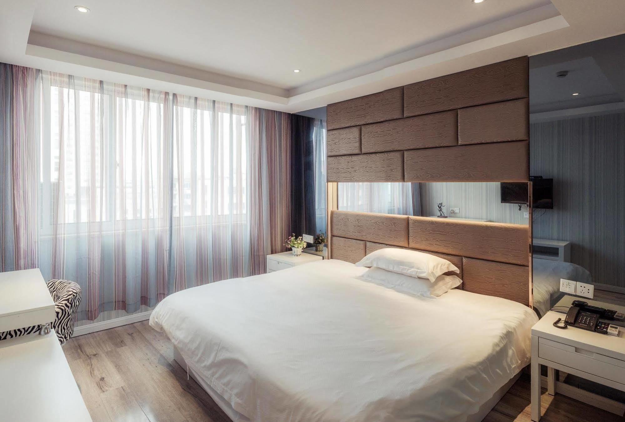Milan Fashion Hotel Deqing Exterior foto